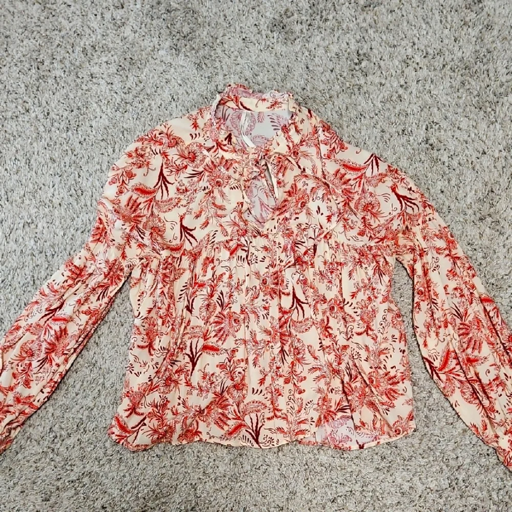 NWOT Anthropologie Tir-front Peasant Red and Cream Blouse - Picture 4 of 9